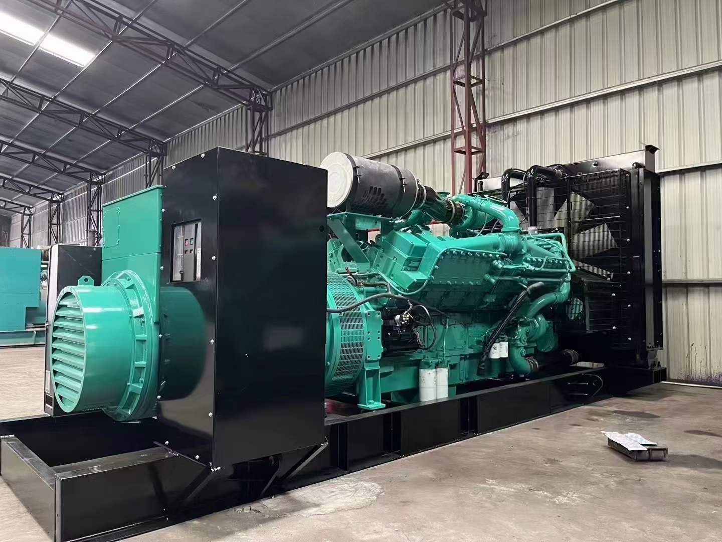 娄烦如何降低 800kW 柴油发电机输出电流的波动？