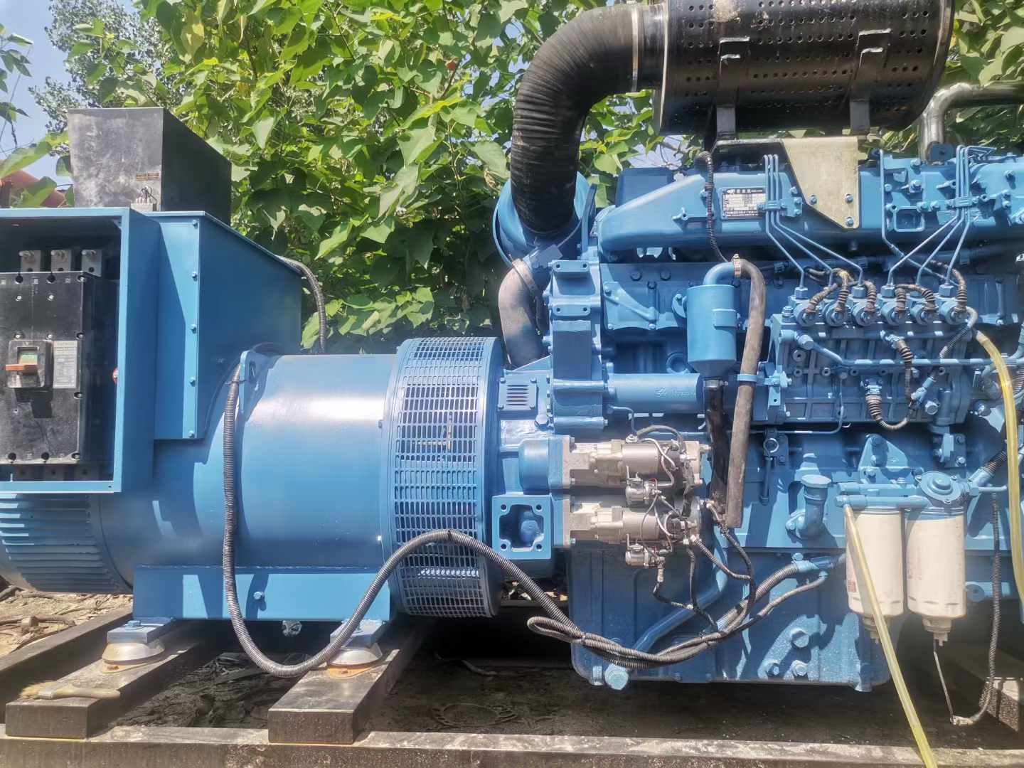 娄烦详细说明降低 800kW 柴油发电机输出电流波动的方法